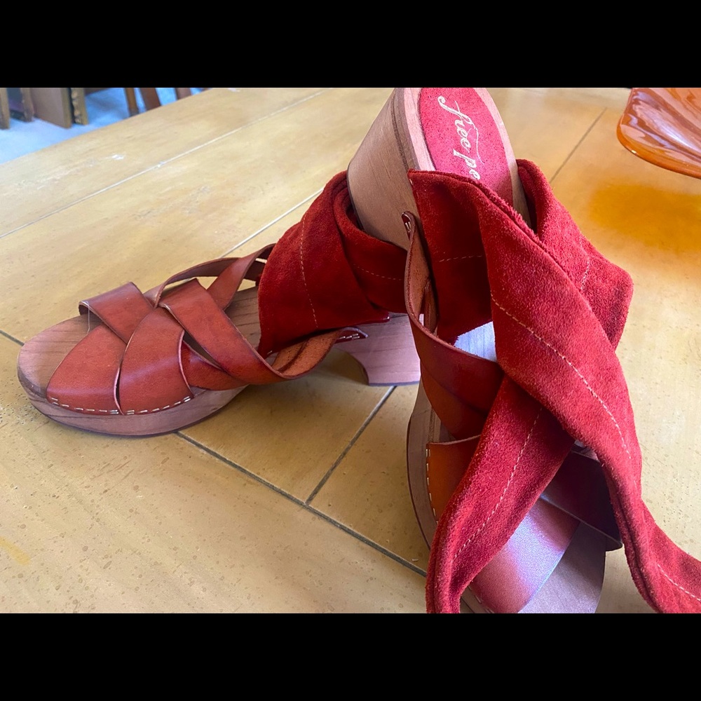 Free People Emmy Wrap Clog SZ 39 made in Spain
